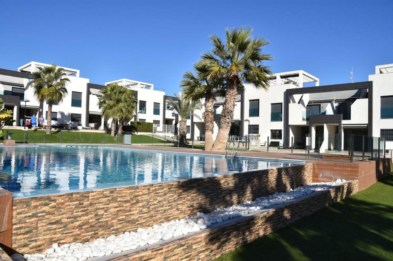 דירות Dehesa de Campoamor  Penthouse Oasis Beach II La Zenia מראה חיצוני תמונה