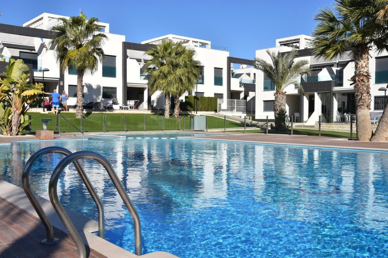 דירות Dehesa de Campoamor  Penthouse Oasis Beach II La Zenia מראה חיצוני תמונה