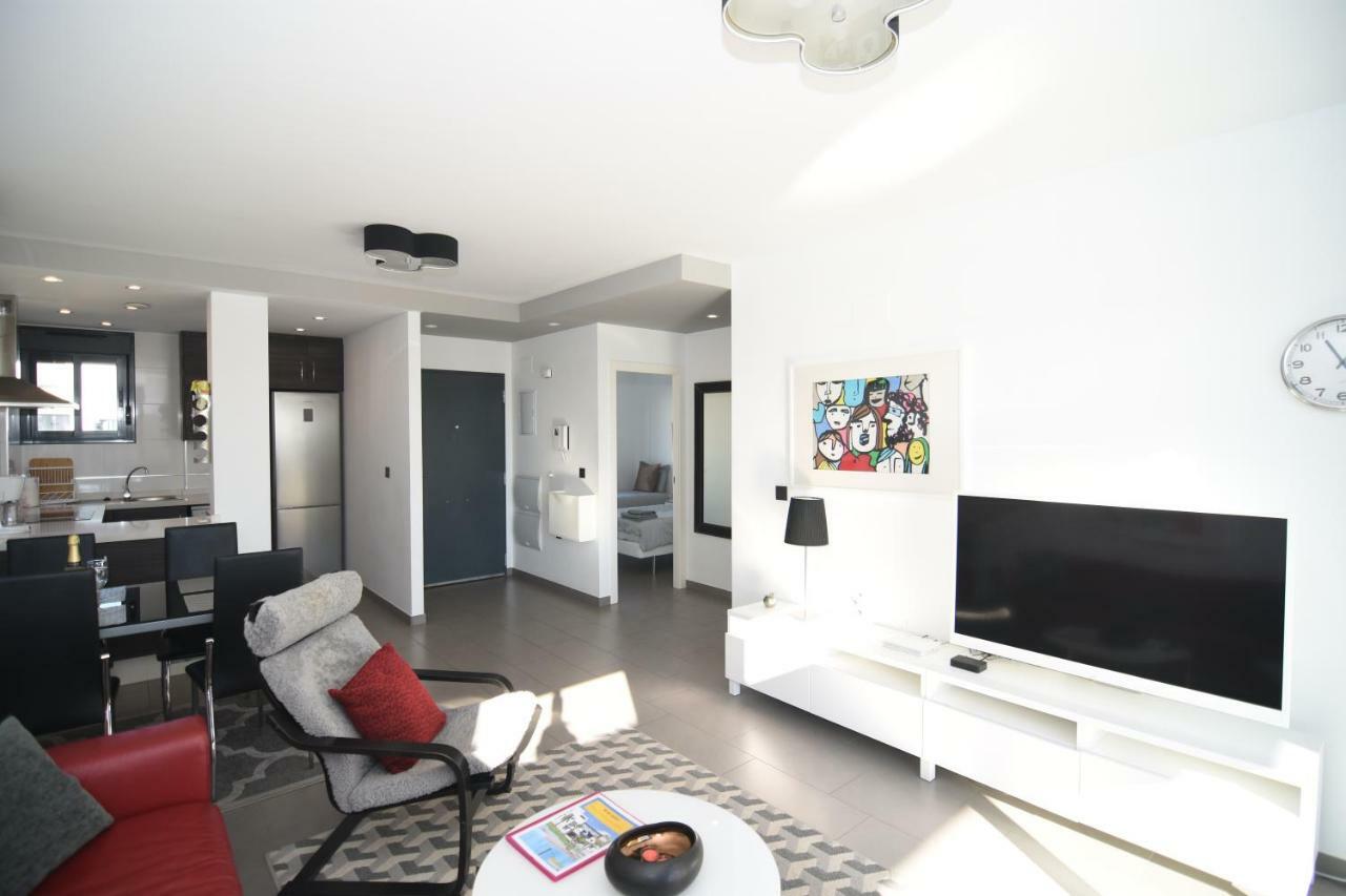 דירות Dehesa de Campoamor  Penthouse Oasis Beach II La Zenia מראה חיצוני תמונה