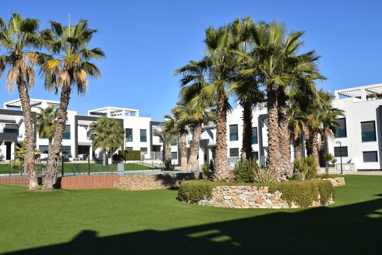 דירות Dehesa de Campoamor  Penthouse Oasis Beach II La Zenia מראה חיצוני תמונה