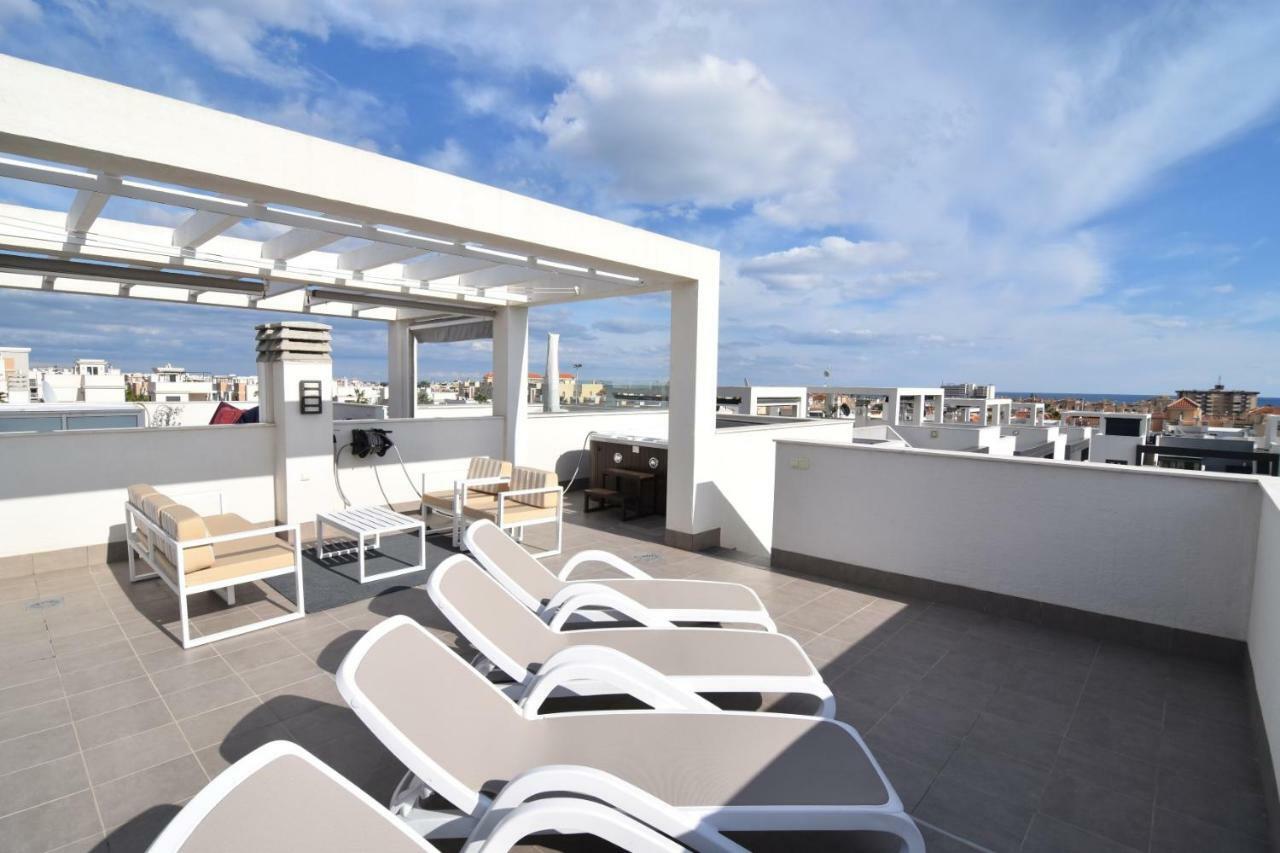 דירות Dehesa de Campoamor  Penthouse Oasis Beach II La Zenia מראה חיצוני תמונה